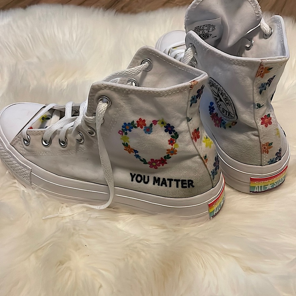 Converse Pride Edition
